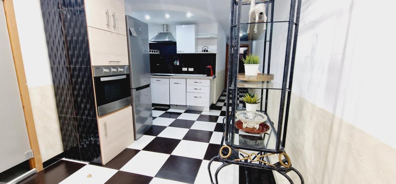 Elegant 3 Bedrooms, Wifi Free Costa Adeje  Kültér fotó